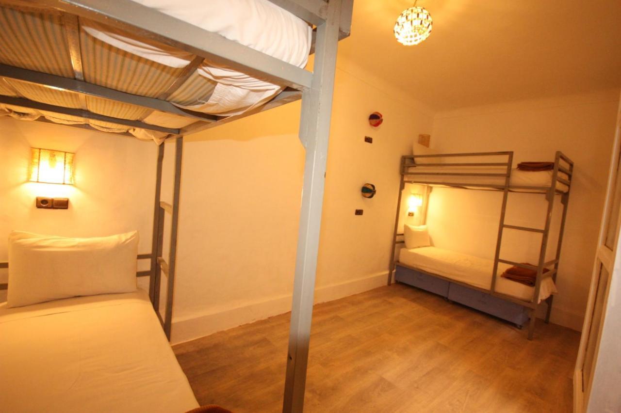 El Boussouni Hostel Marrakesh Exteriör bild