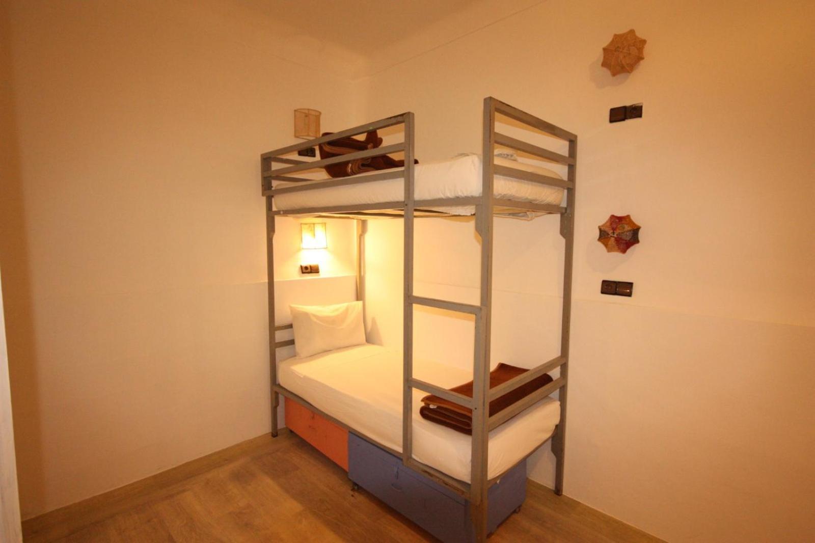El Boussouni Hostel Marrakesh Exteriör bild